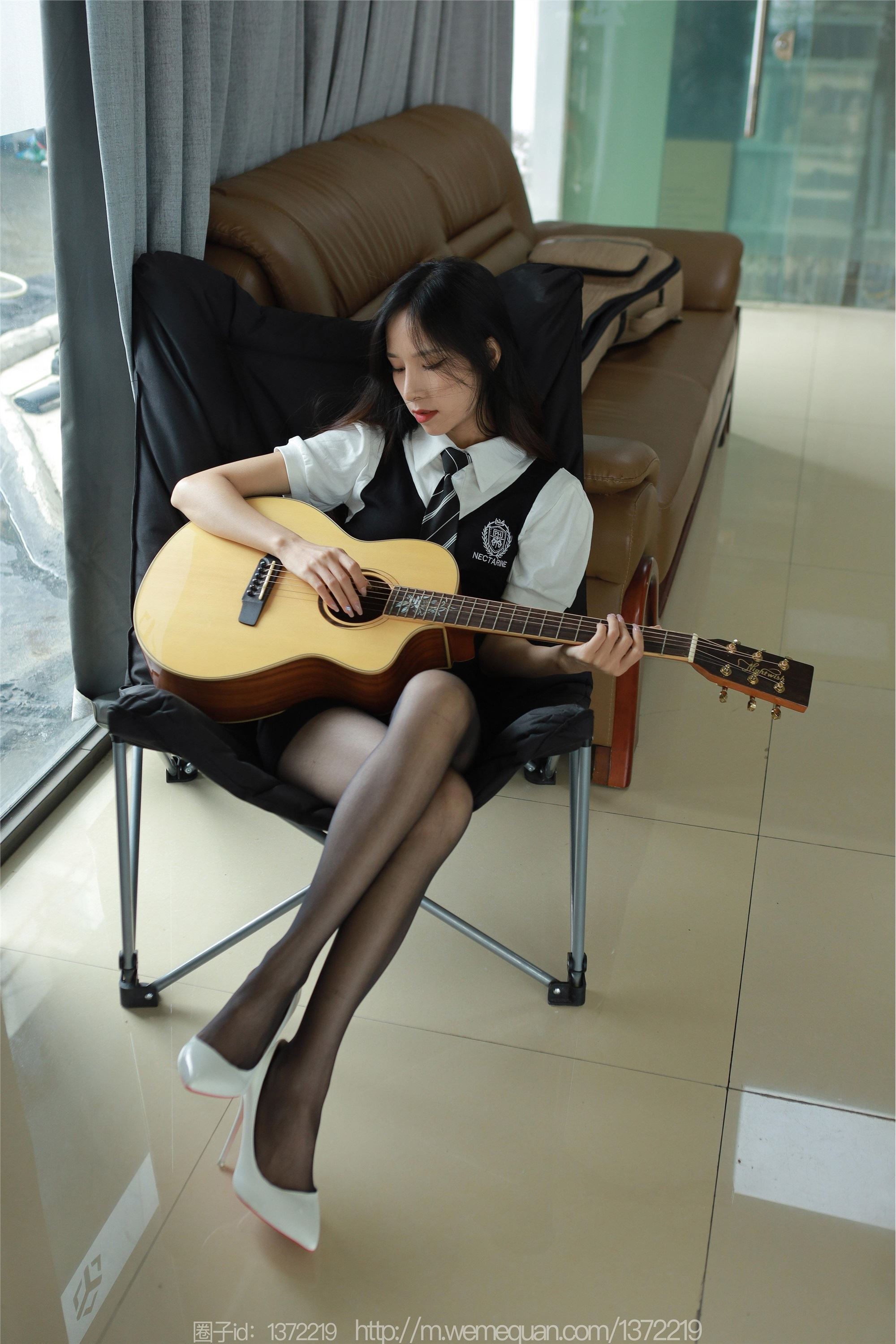 IESS异思趣向  2023.07.09 丝享家 1475 美子《弹弹吉他》